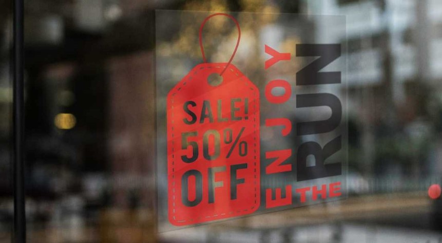 Window Decals – Custom Car, Storefront and Office Window Stickers, Vinyl Lettering and Static Clings by INFOCUS, Dubai